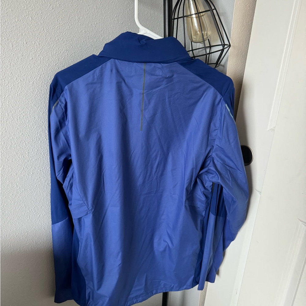 NWT - Lululemon Active Jacket - Picture 5 of 6